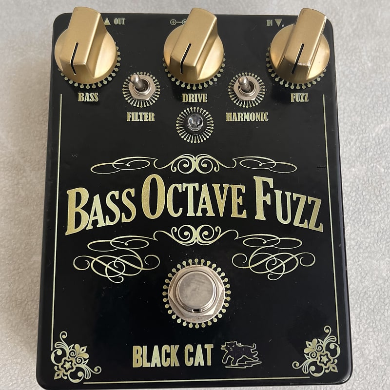 ベース BLACK CAT PEDAL / BASS OCTAVE FUZZ Black Cat Pedals Bass Octave Fuzz Pedal Review - Premier Guitar
