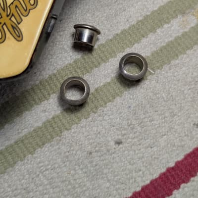 Hofner Bass tuner bushing 1960-1980 - Nickel image 2