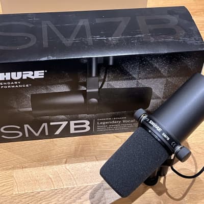 Shure SM7B Cardioid Dynamic Microphone | Reverb Canada