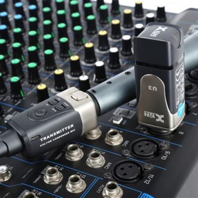 Xvive U3C Condenser Microphone Wireless Plug On System image 12