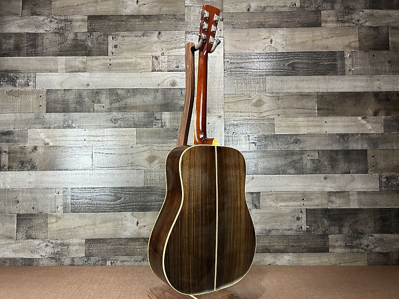 Nashville Musical Instruments 620 Dreadnought Acoustic