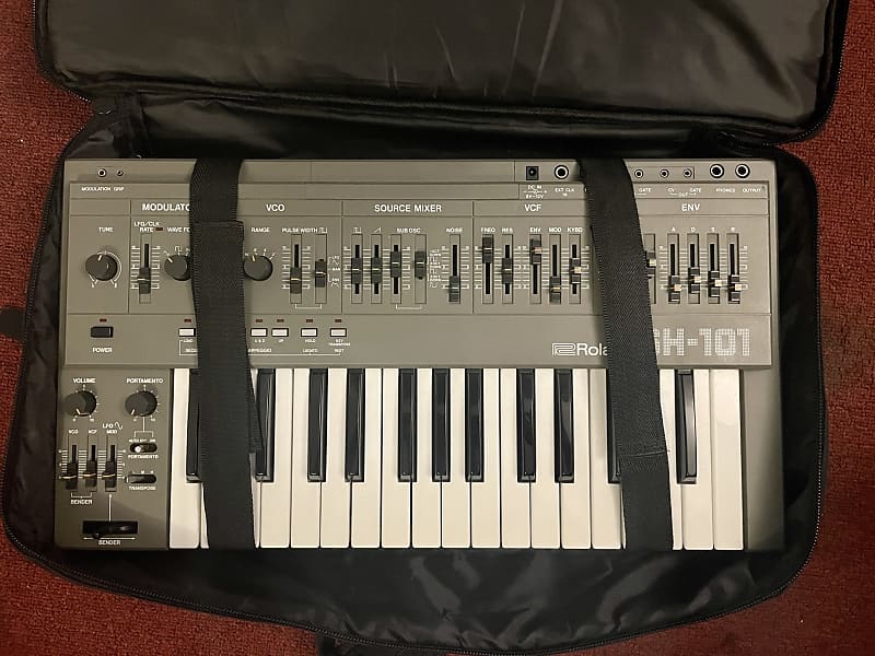 Roland SH-101 32-Key Monophonic Synthesizer 1982 - 1986 - Gray