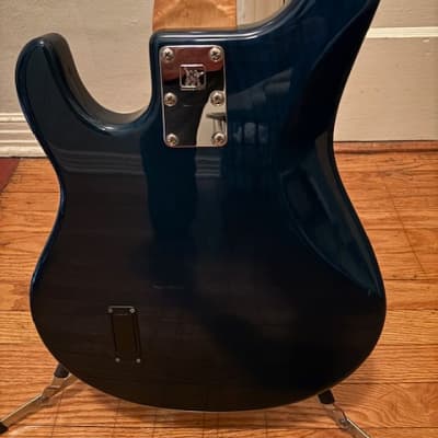 Ernie Ball Music Man 5 String Bass Sting Ray 5 1997 - Translucent Teall image 9