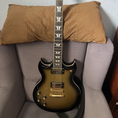 Woodrite Warlord 2023 - Gold burst image 6