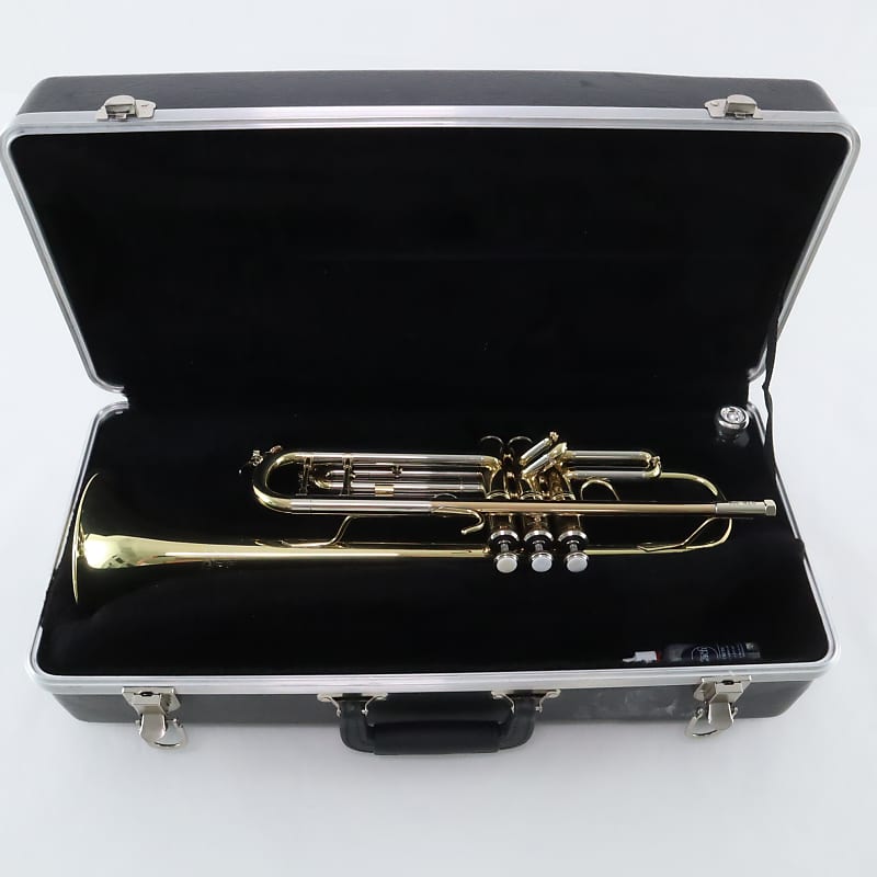 Bach Model BTR301 Premium Student Bb Trumpet SN T12399 NICE Reverb