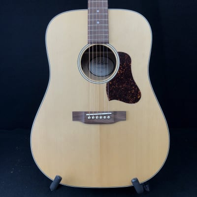 Art & Lutherie Roadhouse Natural EQ - Backwoods Guitar