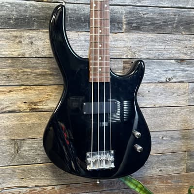 (16859) Dean Playmate 4 String Bass for sale