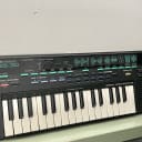 Yamaha VSS-30 Sampling Synthesizer w power supply  1980s