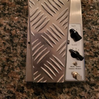 Musician Sound Design Auto magic Silver machine for sale