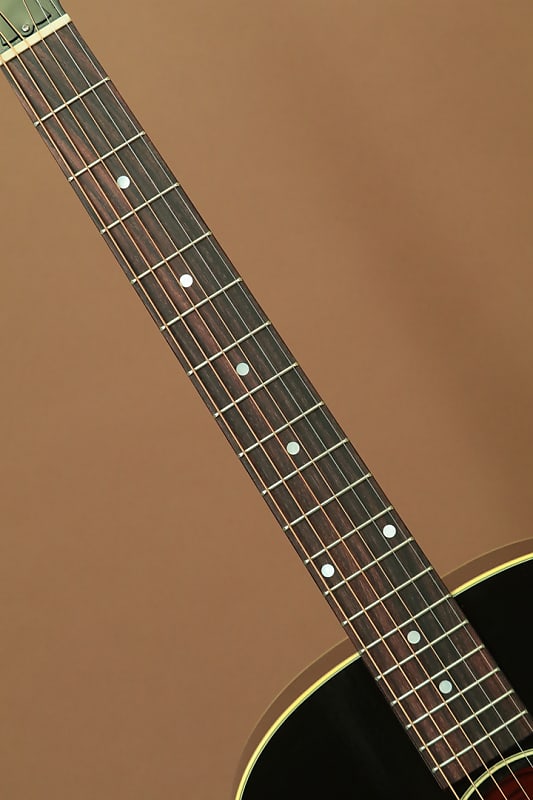 Gibson Montana J-45 Banner 19-Fret Limited Edition Vintage