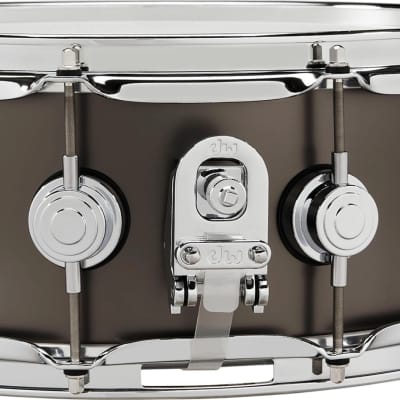 DW Collector's Series Satin Black Over Brass Snare Drum, 5.5"x14" image 2