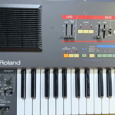 [Very Good] Roland Juno 106s 61-Key Programmable Polyphonic Synthesizer - Black image 2