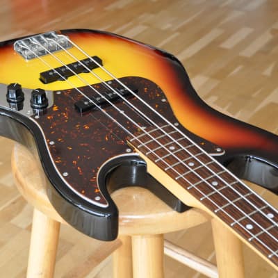 BACCHUS Woodline J-Classic Sunburst / Jazz Bass® Type / Made