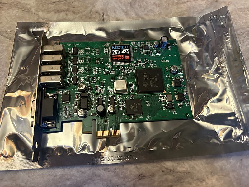MOTU 24io with PCIe-424 audio card, AD/DA converter | Reverb