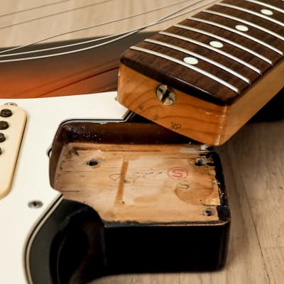 1989 Fender Extrad Custom Edition '62 Stratocaster Sunburst