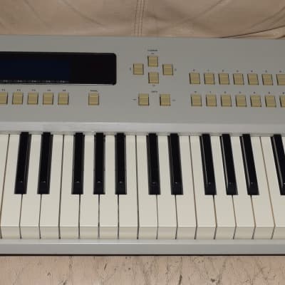 【希少品】AKAI アカイMX1000 MIDI KEYBOARD キーボード AKAI アカイ MX1000 MIDIキーボード｜Yahoo!フリマ（旧PayPay