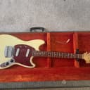 Fender  Mustang Guitar with Rosewood Fretboard 1965 White Gloss
