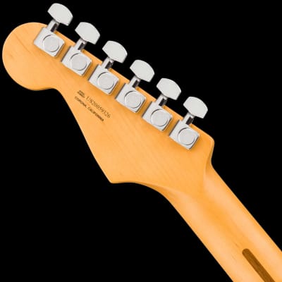 Fender Ultra Luxe Stratocaster Floyd Rose HSS Maple Fingerboard Silverburst image 6