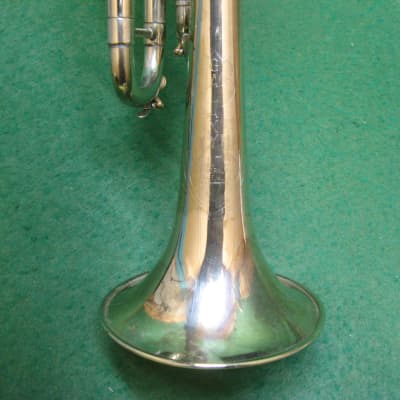 Holton Galaxy Trumpet 1964 with 3rd Slide Lock - Pro Model Refurbished - Case and Holton 67 MP image 4