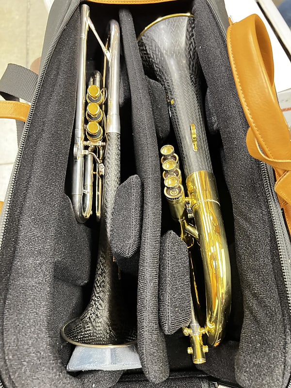 daCarbo Flugelhorn, carbon fiber bell, gold trigger/trims, Reverb