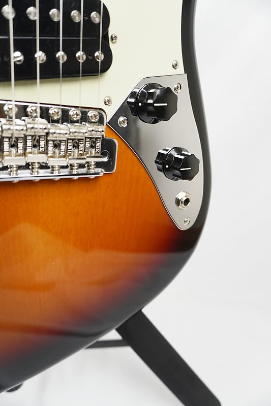 FENDER Made in Japan Limited Run Super-Sonic/3-Color
