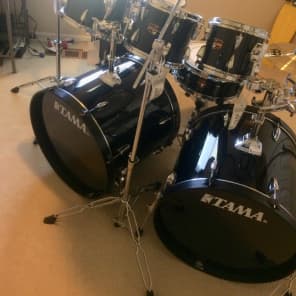 Tama Imperialstar 8 Piece Double Bass Drum Set with Meinl HCS