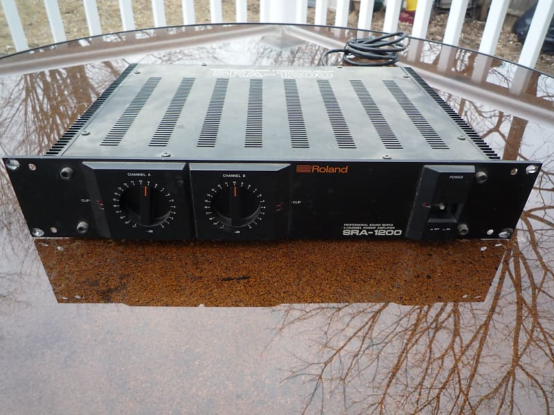 Roland SRA-1200 Studio Monitor Fanless Rackmount Power Amplifier Stereo Amp  170W