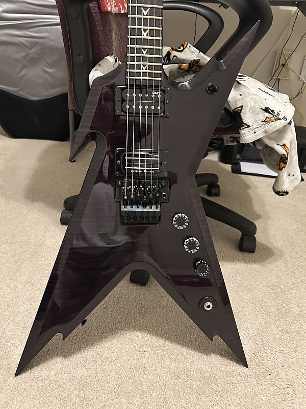 DEAN USA CUSTOM SHOP Razorback 2021 - Trans black | Reverb