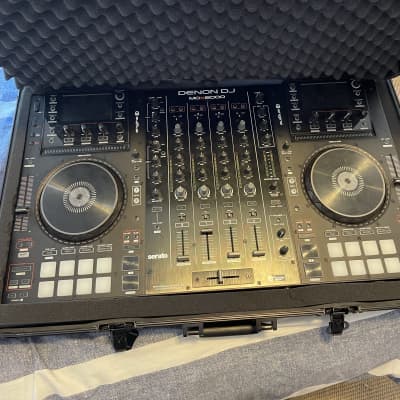 Denon MCX8000 4-Channel Professional Standalone DJ Player