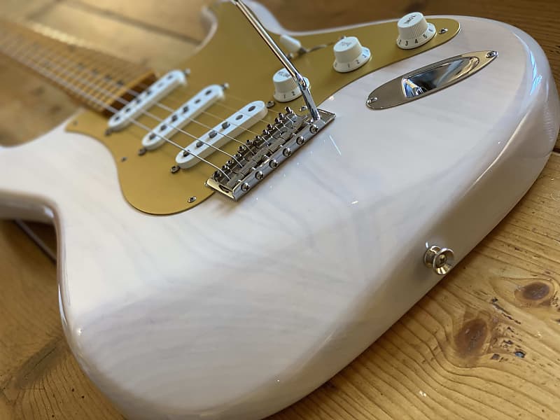 Fender Japan Stratocaster ST57-TX ALG 1957 Reissue Factory Nitro  Translucent Blonde USA Pickups 2015