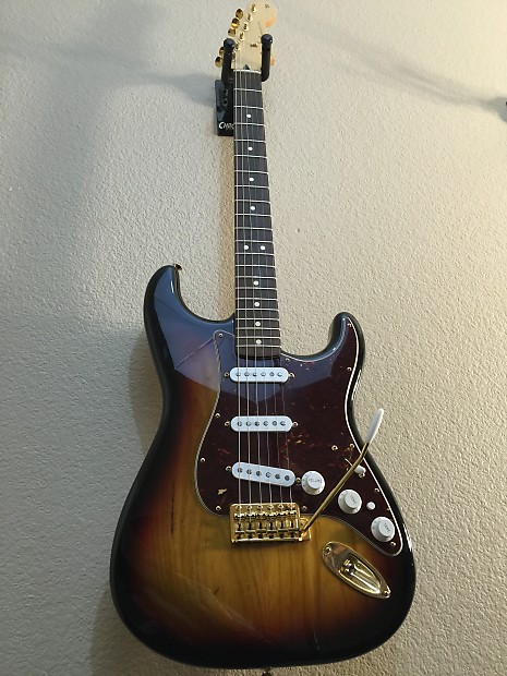 Fender Deluxe Players Stratocaster 2011 Tobacco Burst Reverb