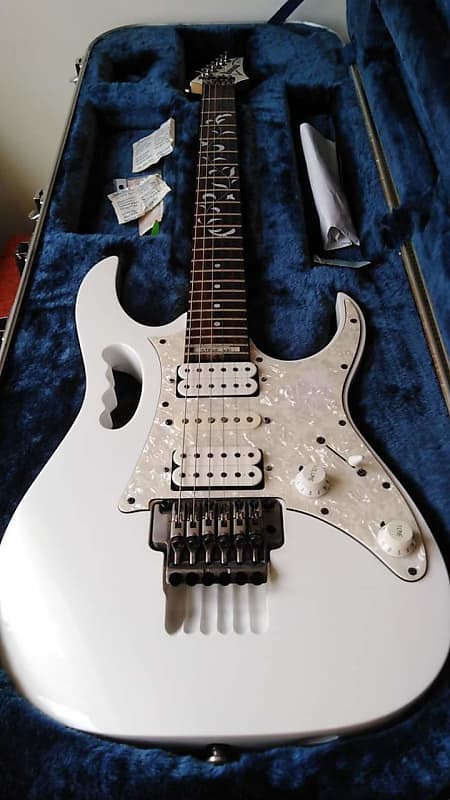 Ibanez JEM555-WH Steve Vai Signature 1994 - 2015 - White