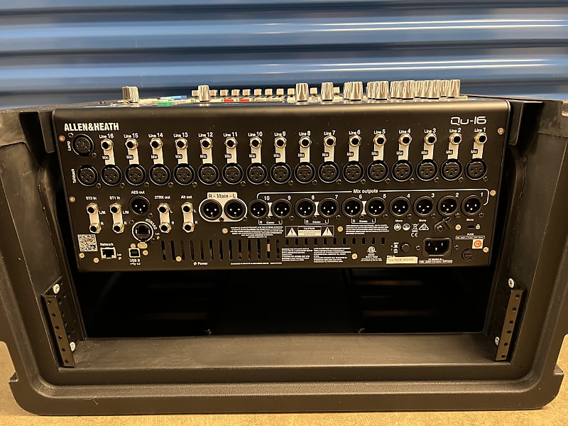 ALLEN&HEATH Qu-16c (SKBケース付き) Allen & Heath Qu16 in SKB