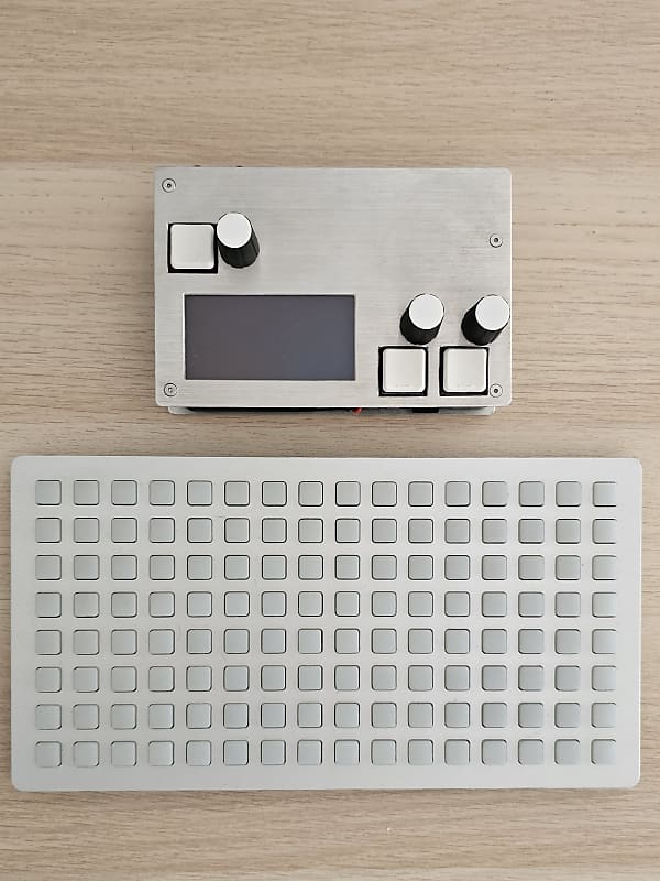 美品 monome grid 128 Monome Grid 128 (walnut) - What To Know & Where To Buy