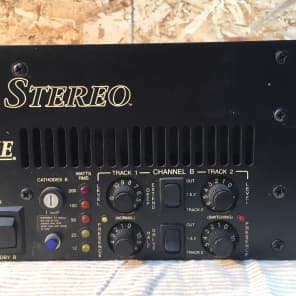 Mesa/Boogie STRATEGY 500 STEREO パワーアンプ Mesa Boogie Strategy 500 2-Channel 200-Watt Power Amplifier