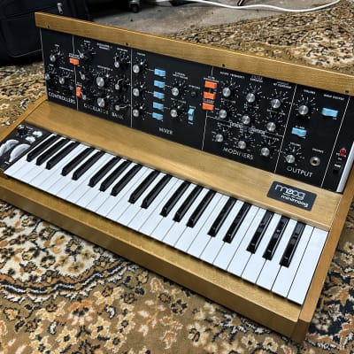 Moog Minimoog Model D Reissue 44-Key Monophonic Synthesizer 2017 - Black / Wood with Box and Paperwork image 4