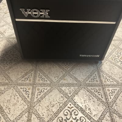 Vox Valvetronix VT20+ 30-Watt 1x8