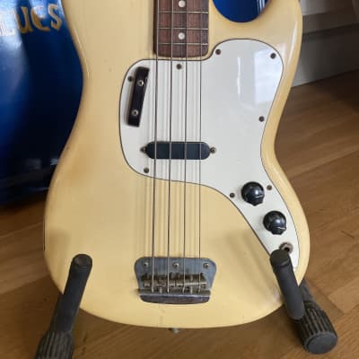 Fender Musicmaster Bass 1972 - 1979 - Olympic White for sale