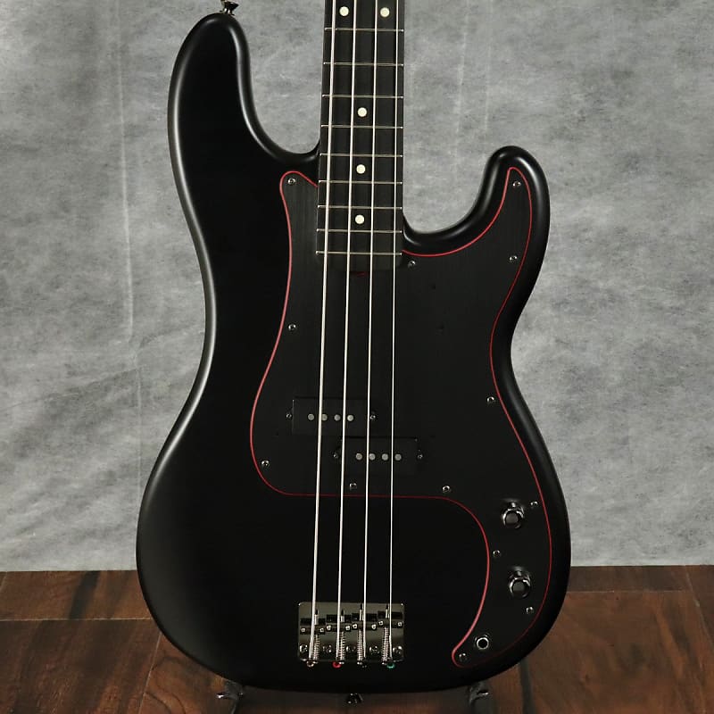 Fender Limited Noir Precision Bass R (S/N:JD20019078) (08/30