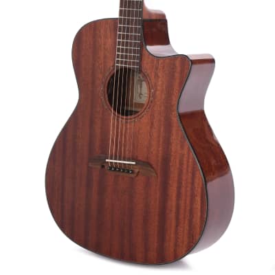 Alvarez MG66CE Masterworks Acoustic Guitar Natural Gloss image 2