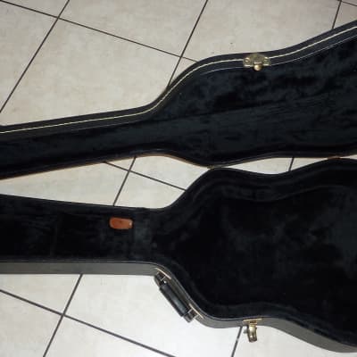 Larrivee Dreadnought Traditional Wood/Tolex Acoustic Guitar Hard Shell Case “WILL SHIP” image 2