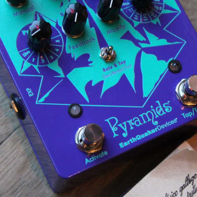 EarthQuaker Devices "Pyramids Stereo Flanging Device" image 10