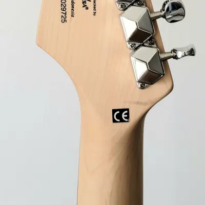 Squier Stratocaster Mini Red image 13