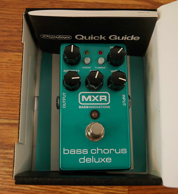 MXR M83 Bass Chorus Deluxe