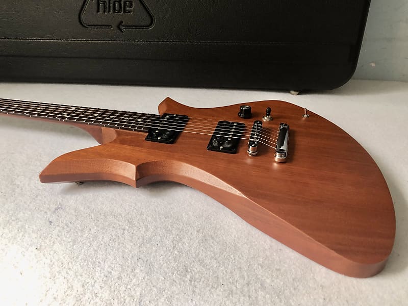 FERNANDES HR-195　シリアルナンバー　RH-01