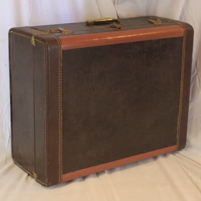 Bistre Brown Italian Accordion Hard Case 21.50" x 17" x 10" (54.50cm x 43cm x 25.50cm) image 1