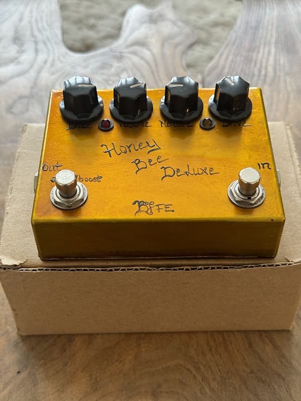 BJFE Honey Bee Deluxe Overdrive (4-Knob) | Reverb