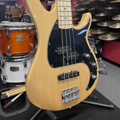 Peavey Milestone 4-String Electric Bass Natural image 2