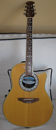 Ovation Celebrity CC57 Electric/Acoustic Guitar w/ Hardshell Case