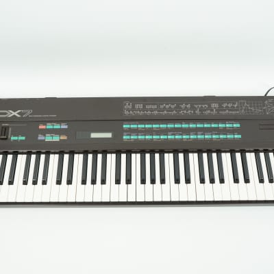 Buy used YAMAHA DX7 FM Synthesizer Keyboard w/ Factory Presets Worldwide Shipment